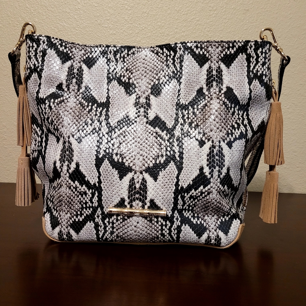Elaine Turner Black and Gray Snake Print Shoulder Bag. NWOT